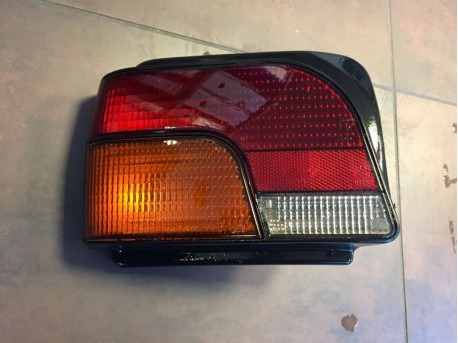 Tail light left Ligier 162 / Ambra