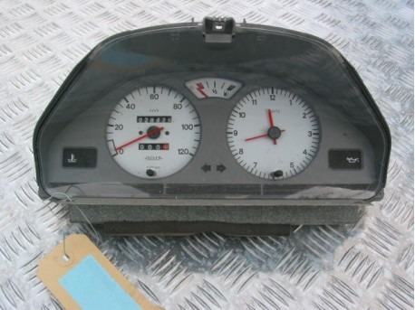 Dashboard klok Ligier Ambra