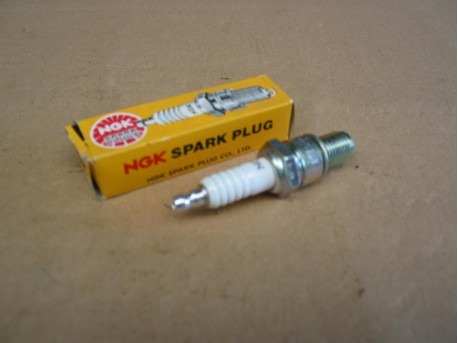 Spark plug B7ES Amica