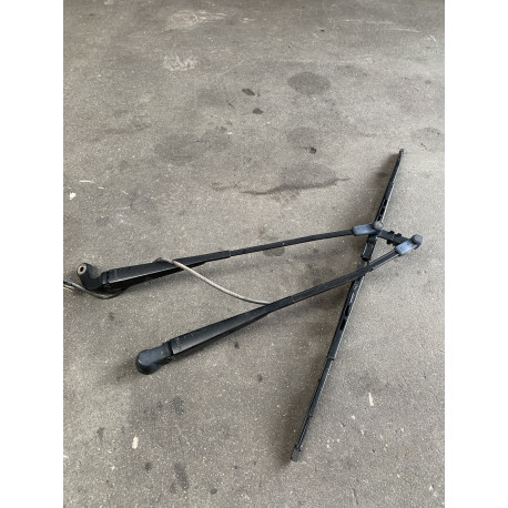 Ruitenwisserarm voorzijde Aixam Coupe 2016 t/m 2019