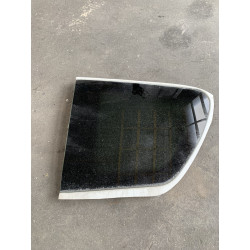 Zijruit rechtsachter Bellier Jade