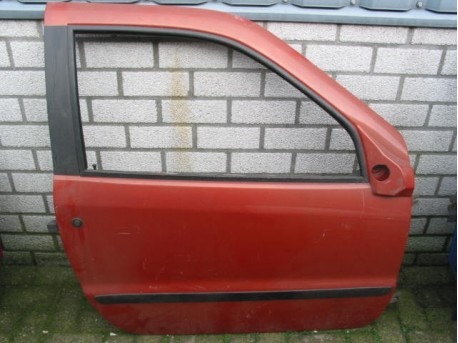 Portier rechts oranje Microcar Virgo 3