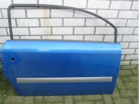 Porter court blue Microcar MC2