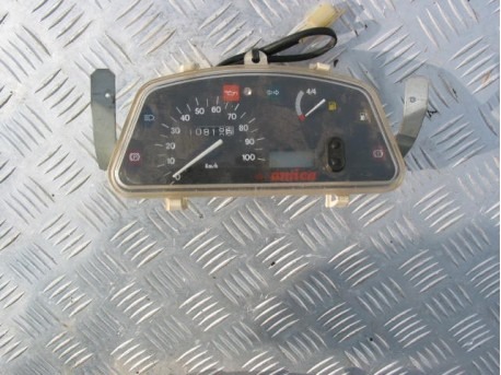 Dashboard clock Amica 1100